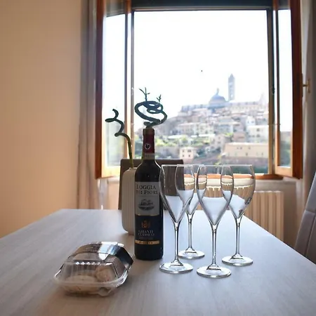 Lägenhet La Finestra Su Siena